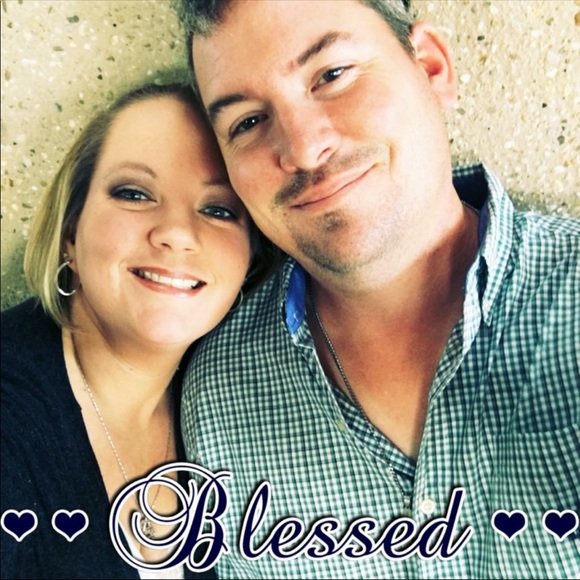 Meet your Posher, Michele - Picture 1 of 1